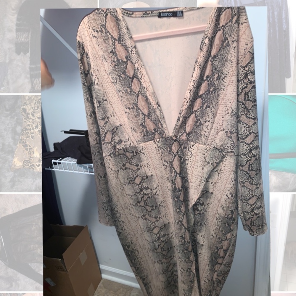 Boohoo deep cut snake print dress